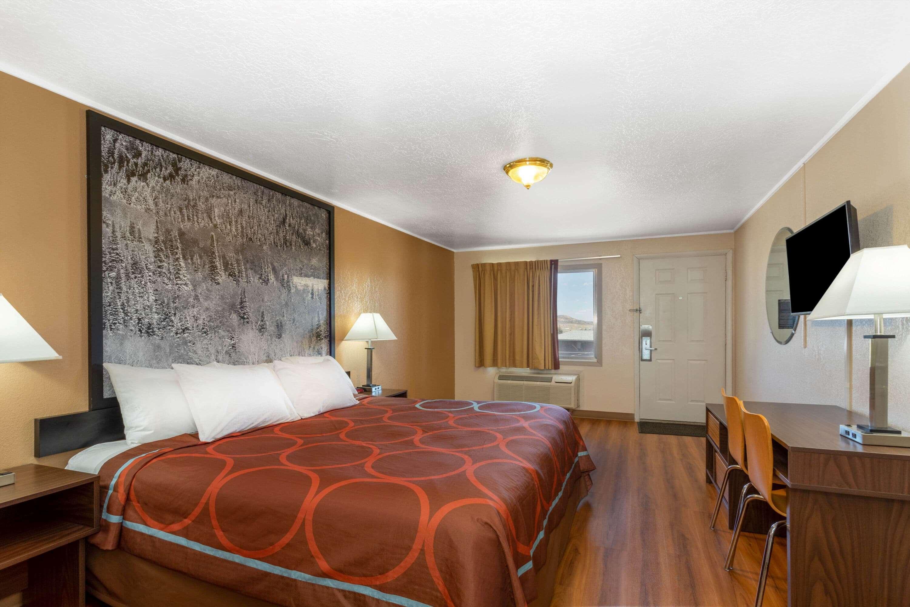 Super 8 By Wyndham Evanston Exterior photo